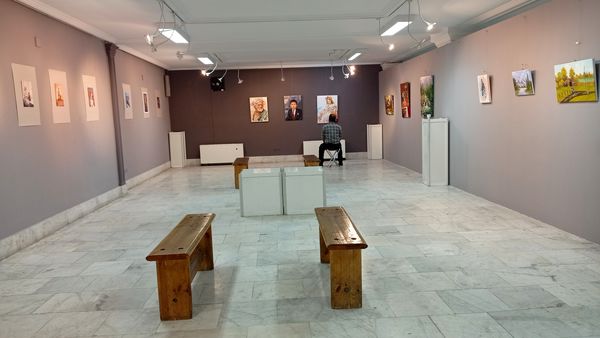 اولین نمایشگاه نقاشی «رهایی»