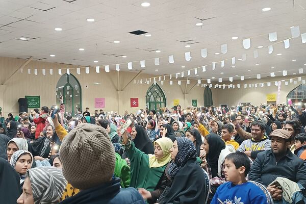 پیشوا غرق در نور و شادی؛ جشن میلاد حضرت مهدی (عج)