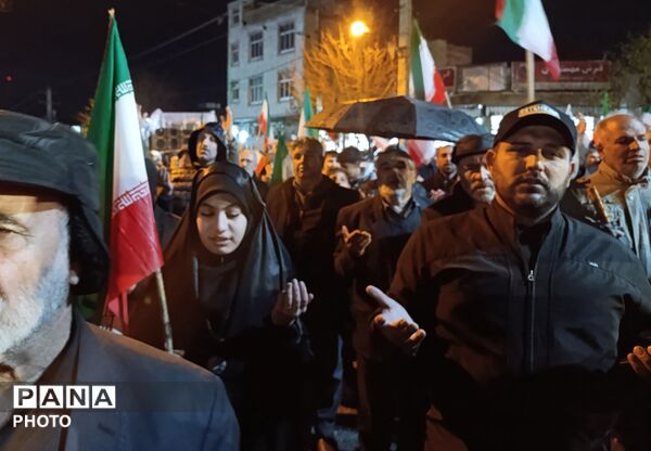 سرما در برابر آتش عشق دلها به رهبر چیزی نبود