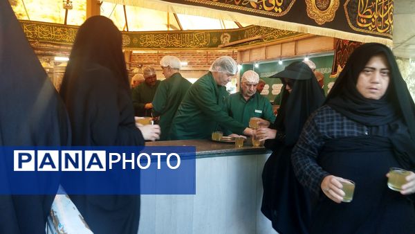 حال و هوای حرم مطهر رضوی در اربعین حسینی