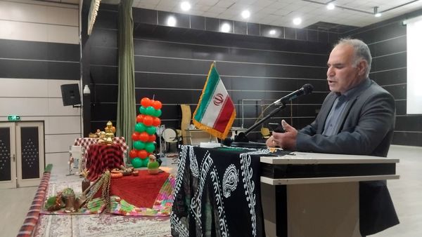 برگزاری مراسم گرامیداشت شب یلدا در نورآباد لرستان