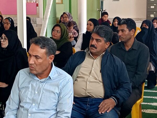 جلسه هدایت تحصیلی ویژه اولیای دانش آموزان پایه نهم دبیرستان میثاق 