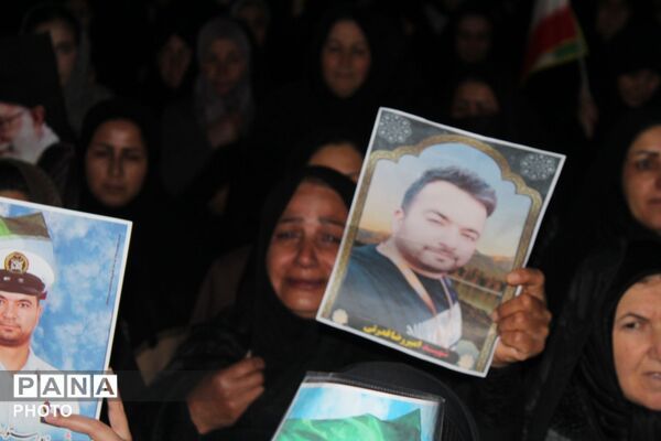 مراسم استقبال و شب وداع با پیکر مطهر شهید ناواستوار دوم امیررضا قدرتی در سملقان