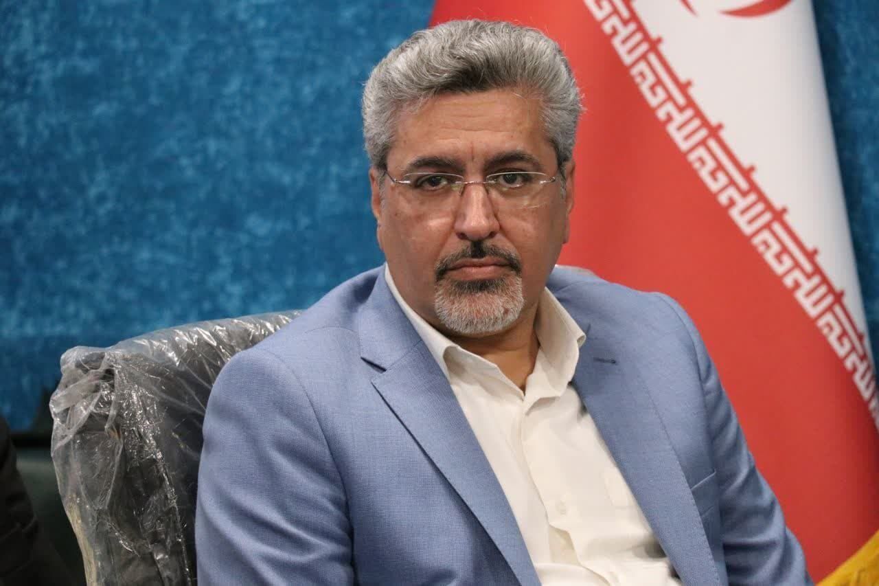 معلمان و مربیان برتر استان یزد به مرحله کشوری جشنواره معلمان نمونه راه یافتند   