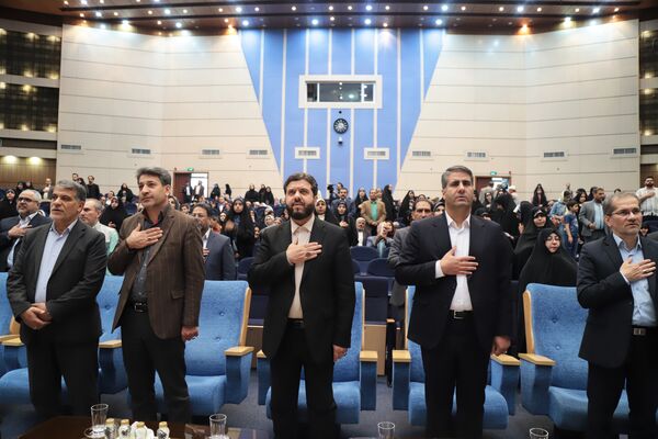 همایش بزرگ تجلیل از معلمان نمونه شهر تهران توسط وزیر آموزش و پرورش
