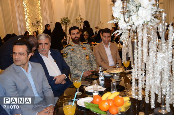 مراسم بزرگداشت و تکریم مقام و منزلت معلمان چهاردانگه