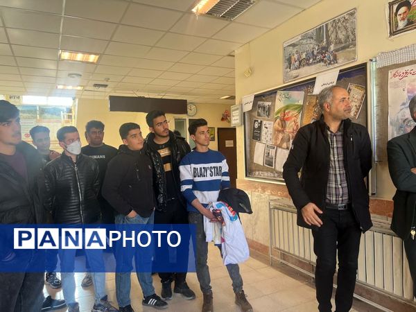 افتتاحیه نمایشگاه مدرسه انقلاب هنرستان فارابی