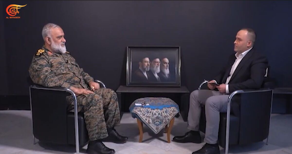 سردار نقدی: رابطه سپاه و دولت عالی است با ما نجنگید