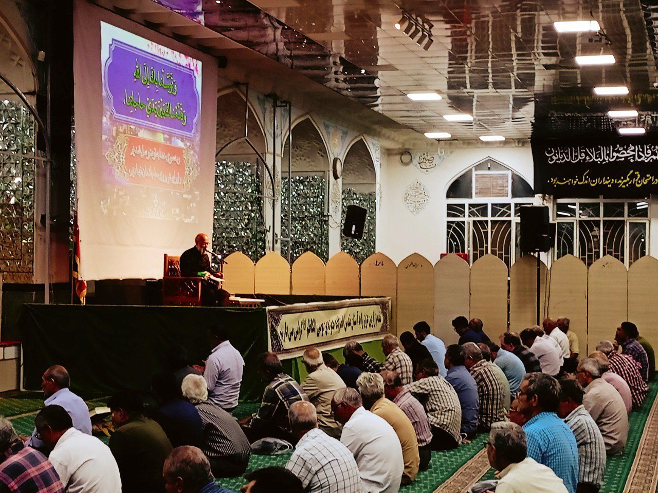 نوای ″یا وجیها عندالله″ در کاشمر طنین انداز شد