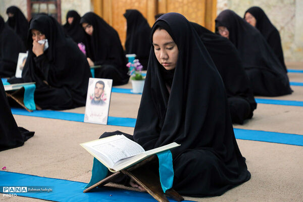 مراسم جزخوانی قرآن کریم در آستان مقدس امامزاده نرمی - اصفهان