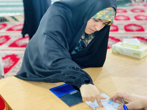 حضور پرشور و آگاهانه فرهنگیان، دانش‌آموزان و آحاد مردم شریف شهرستان مه‌ولات در چهاردهمین دوره انتخابات ریاست جمهوری