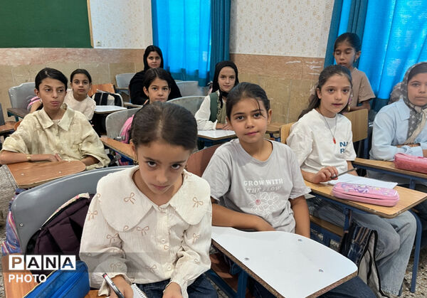  برپایی کلاس زبان انگلیسی ویژه اوقات فراغت در خاتم