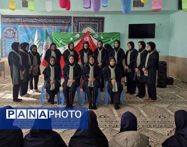 جشن باشکوه پیروزی انقلاب در مدارس مروست