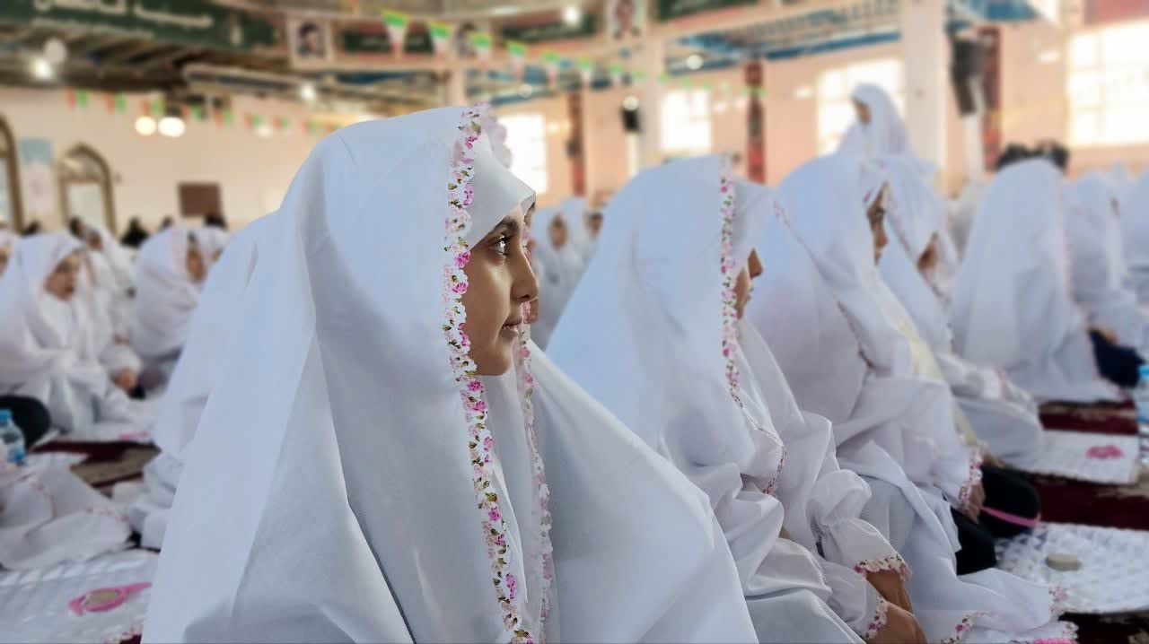 جشن تکلیف دختران؛ لحظات معنوی پر از شادی