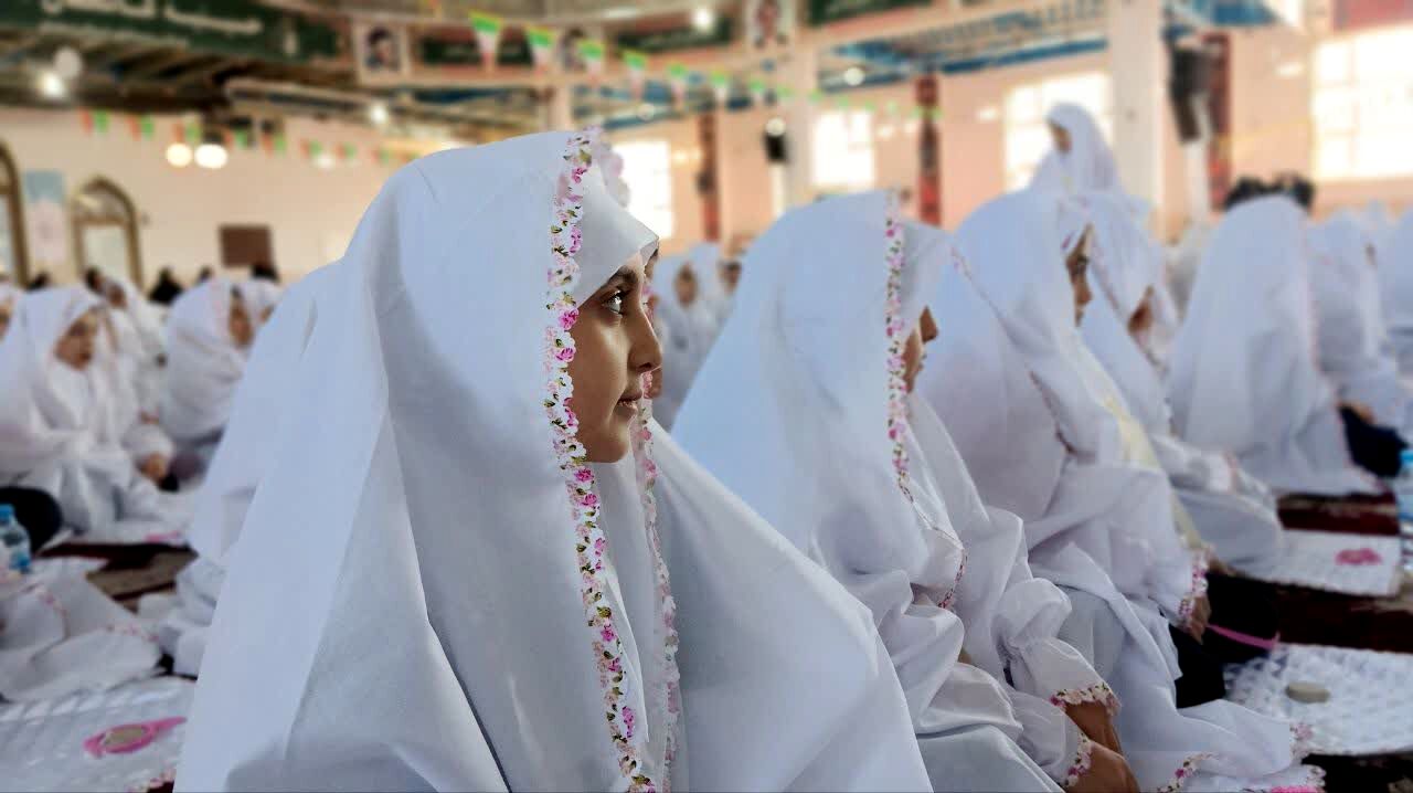 جشن تکلیف دختران؛ لحظات معنوی پر از شادی