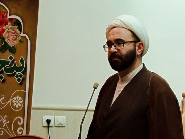 نشست روحانیون و ائمه جماعت مساجد با امام جمعه کاشمر