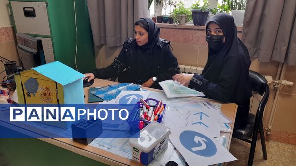 بیست و ششمین مانور سراسری زلزله و ایمنی در دبیرستان پروین اعتصامی ناحیه یک