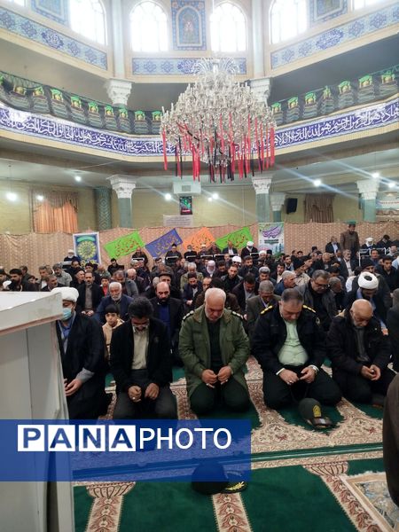 همدلی و وحدت در نماز جمعه باخرز به نمایش درآمد