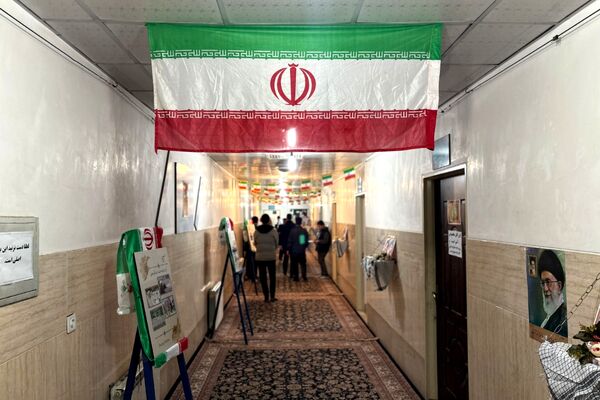 حوزه‌علمیه امام صادق(ع) میزبان پسران قرآنی اسلامشهر در مسابقات منطقه‌ای