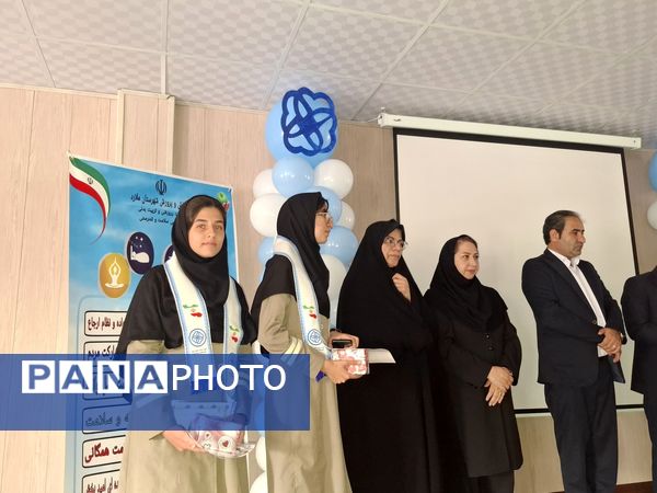 همایش تقدیر از مراقبین سلامت مدارس ملارد 