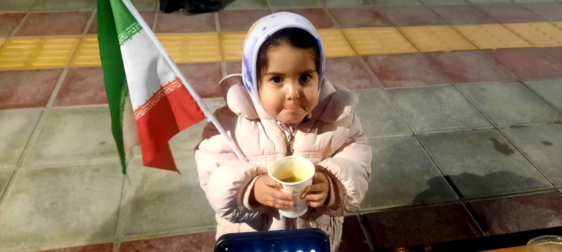 تشییع باشکوه شهید محمد مولوی و مردمی که میدان را خالی نکردند