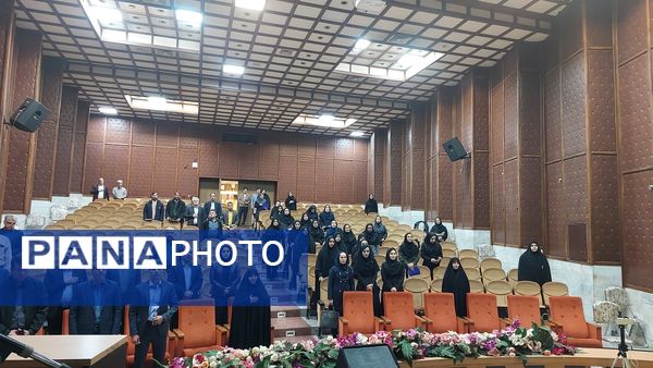 کارگاه توانمندسازی مدیران ناحیه یک زنجان در کانون سهروردی 