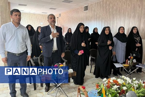 مراسم تقدیر از مراقبین سلامت ناحیه دو شهرری به مناسبت هفته سلامت