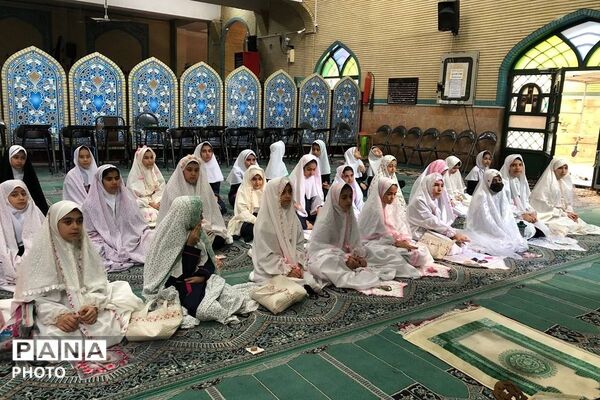 از مدرسه تا مسجد؛ گامی در مسیر تربیت معنوی دانش‌آموزان دبستان هدی