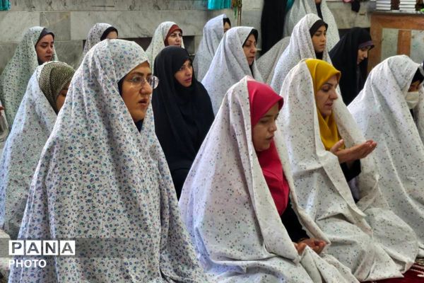 محفل نور در دبستان هدی شهر قدس