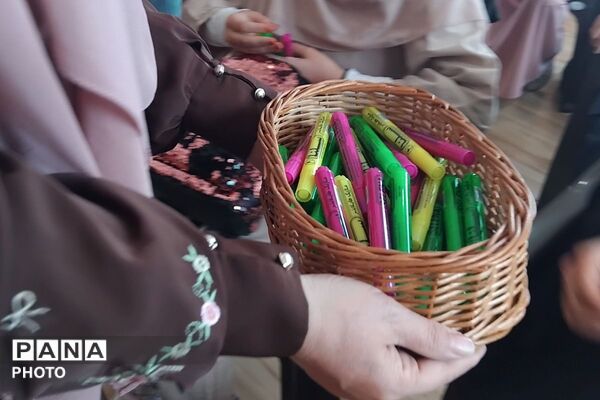 جشن شکوفه‌ها در مجتمع آموزشی مهر فاطمی پردیس