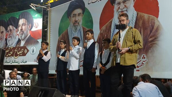 دل‌های عاشق وطن در خرم‌ آباد، وفاداری را به تصویر کشیدند