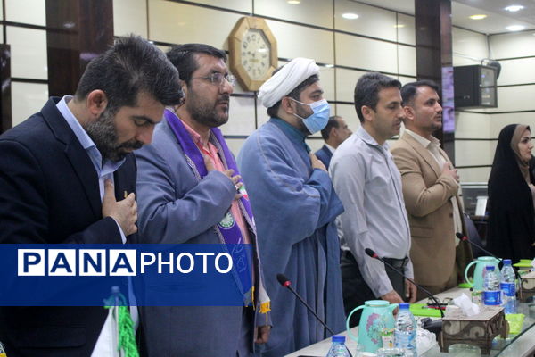 تجلیل از مربیان پیشتاز، مسئولان و فعالان سازمان دانش‌آموزی استان بوشهر