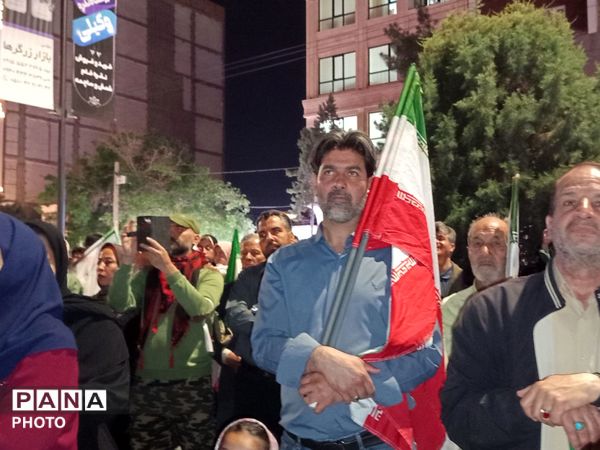 شبی با جنس همدلی در بلوار فضل نیشابور