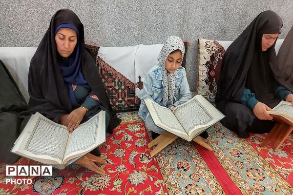 محفل انس با قرآن کریم در مسجد جامع شهر بار