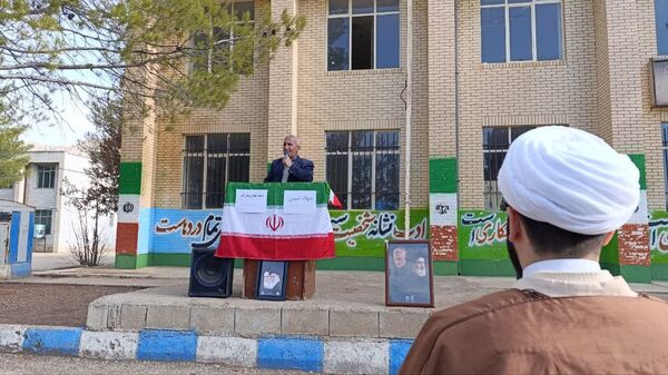 جلسه پرسش و پاسخ  و نشست بصیرتی در مدرسه نخبگان عشایر