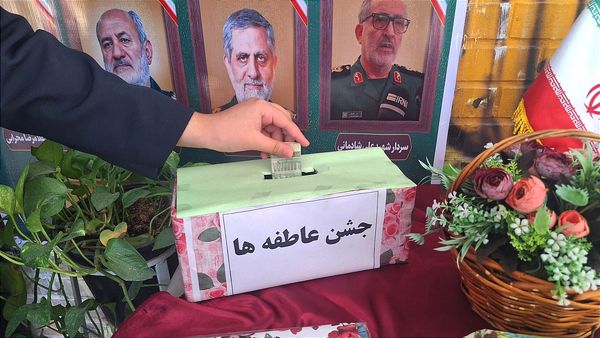 جشن عاطفه ها در دبیرستان دخترانه فیاض