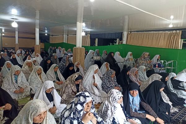 ۵ مرداد سالروز اولین اقامه نماز جمعه شهرستان فاروج