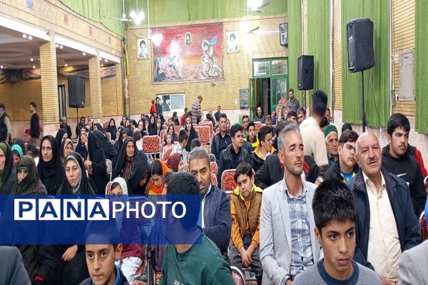 شب شعر عقیق سبز بینالود در شهر بار نیشابور 