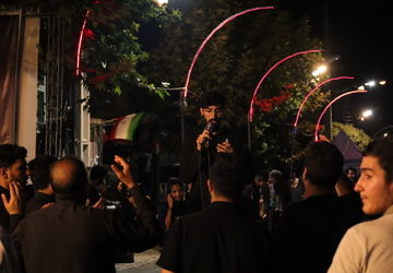 نمایشگاه دانش‌آموزی شهدای اقتدار درخیابان اربعین