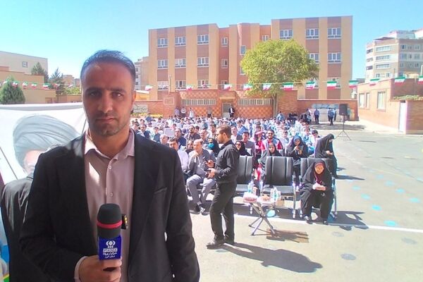 برنامه‌ریزی لازم برای آموزش حضوری و مجازی دانش‌آموزان انجام شده است