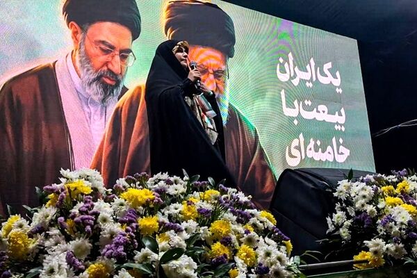 ایران با تکیه بر روح فداکاری ملت، در تاریخ با نام الله‌اکبر خواهد درخشید