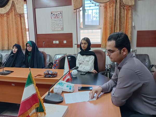  جلسه تقدیر از خبرنگاران فعال تیرماه 1404 در خلیل آباد