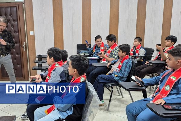 برگزاری کلاس آموزش هوش مصنوعی ویژه پیشتازان منطقه کهریزک 