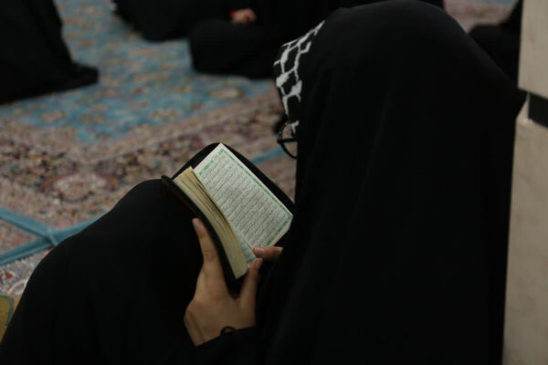 دومین روز اعتکاف دانش‌آموزی دختران در قم