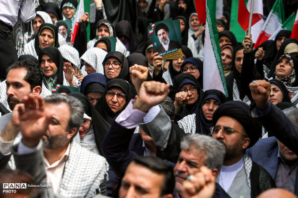 بیعت معلمان با رهبر معظم انقلاب