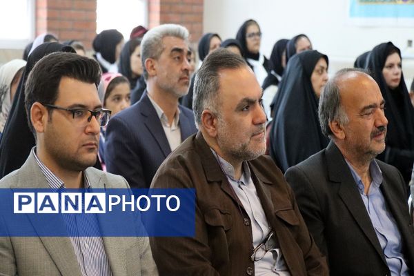 یک خشت هزار امید