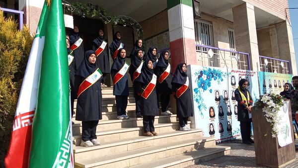 برگزاری مراسم هفته پژوهش در آموزشگاه فرزانگان هیأت امنای ملارد