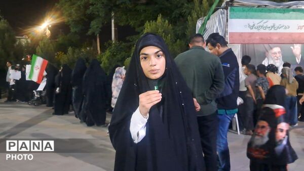 نودویکمین شب تجمعات مردمی در شهر هشتگرد 
