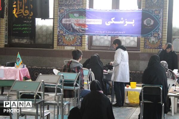 آواربرداری مناطق مسکونی آسیب‌دیده و خدمت‌رسانی  از حملات صهیونیستی آمریکایی در شهرک وحدت فردیس 