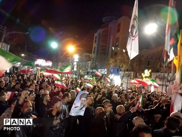 اجتماع مردم ملایر و تجدید بیعت با آرمان‌های انقلاب